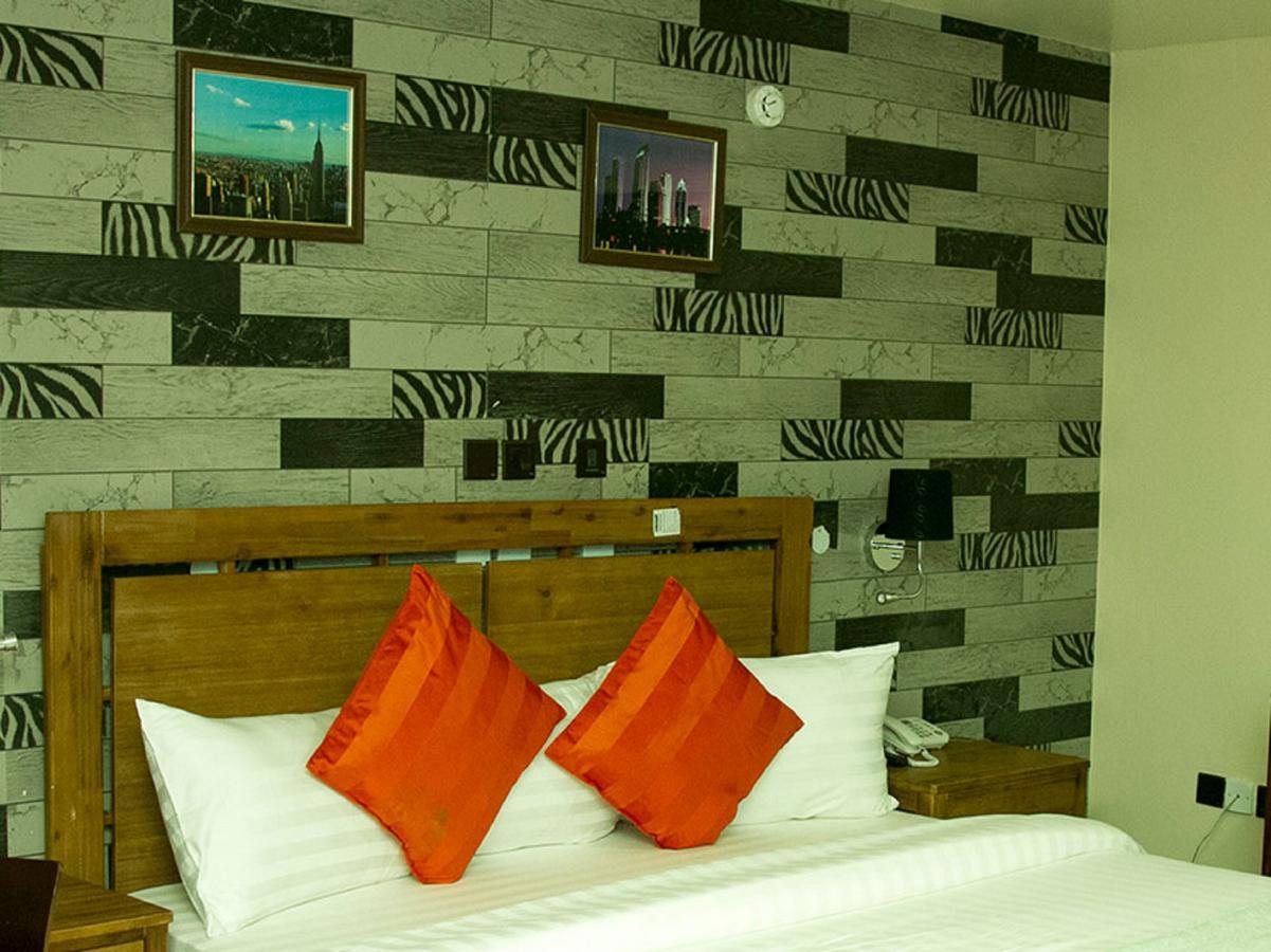 Villa Toscana Hotel And Suits Лагос Экстерьер фото